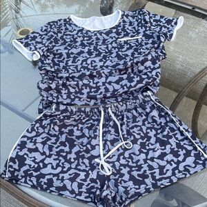 Women's Camouflage Pajama Set - Black and White